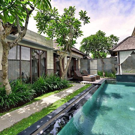 The Khayangan Dreams Villa, Seminyak Extérieur photo