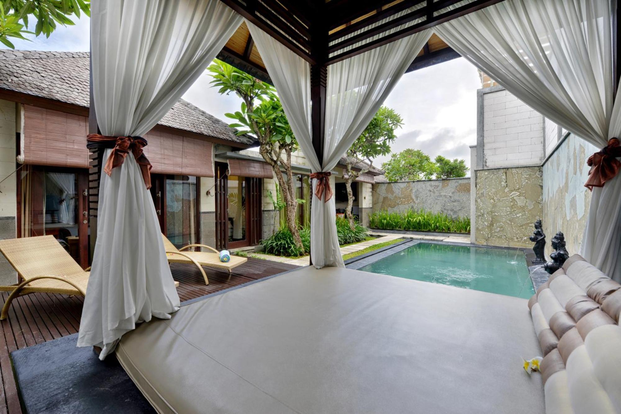The Khayangan Dreams Villa, Seminyak Extérieur photo