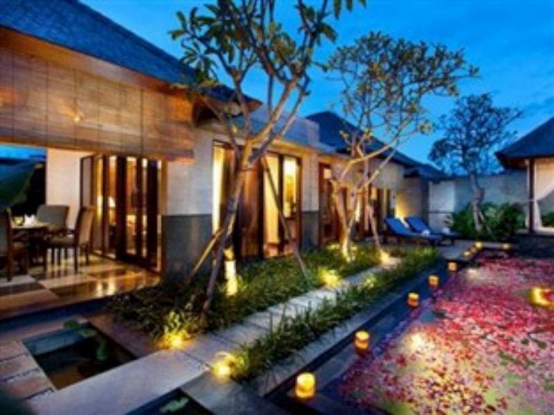 The Khayangan Dreams Villa, Seminyak Extérieur photo