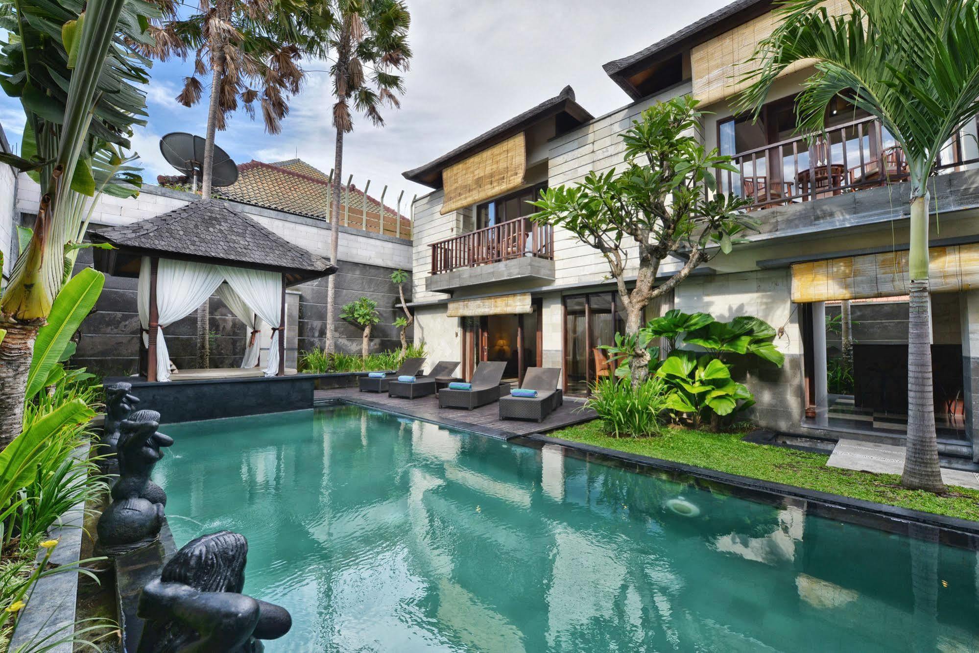 The Khayangan Dreams Villa, Seminyak Extérieur photo