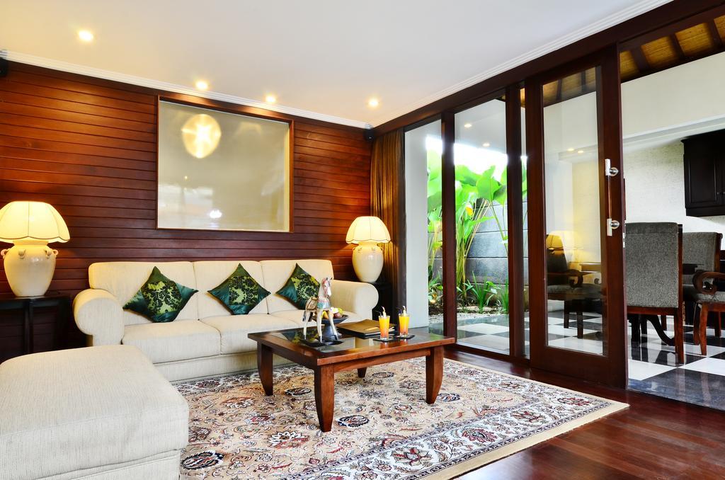The Khayangan Dreams Villa, Seminyak Extérieur photo